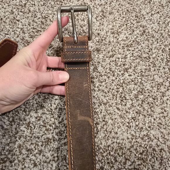 Women's Buckle Brown Leather Belt - Picture 2 of 7